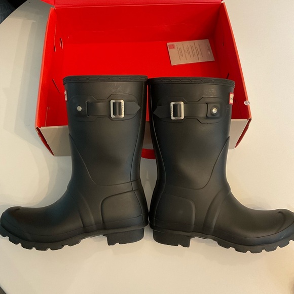 Hunter Original Short Black Waterproof Boots - Picture 3 of 15